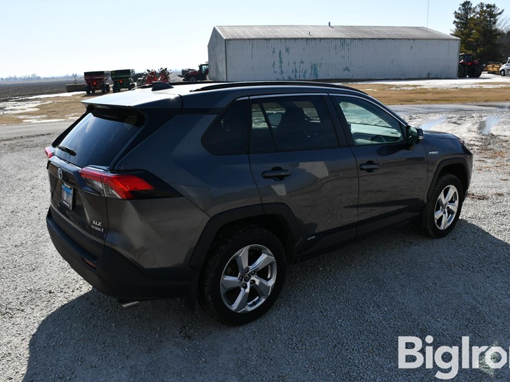 2021-toyota-rav4-image-5