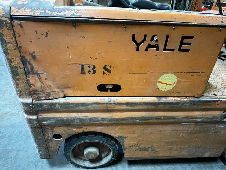 #1451-•-yale-5000-lb-lift-capacity-forklift-(pr4)-image-20