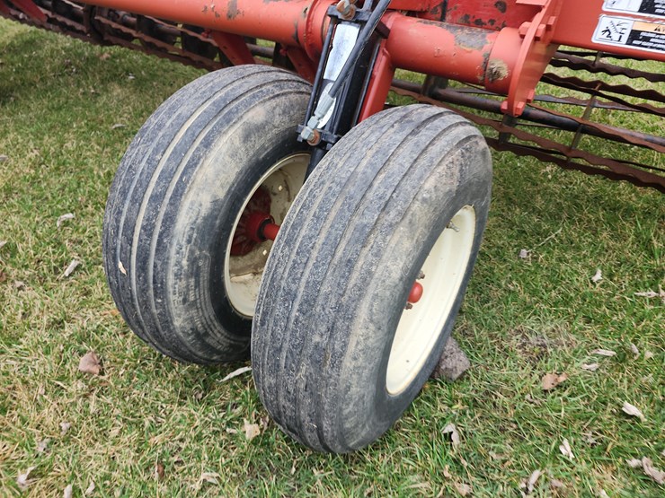 tag-#79,-31'-unverferth-basket-image-5