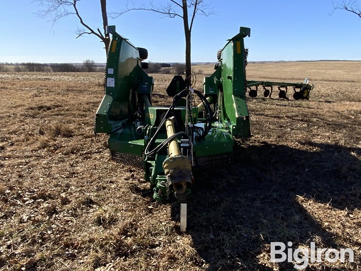 2023-john-deere-fc15r-image-2