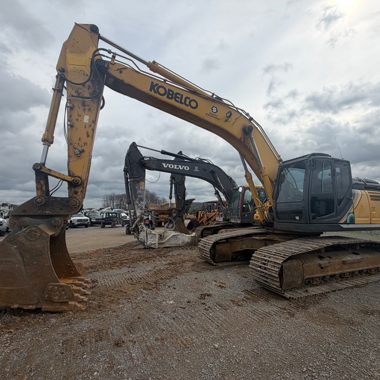 KOBELCO SK330