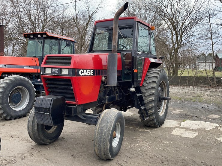 tag-#56,-1979-case-2290-tractor-image-1