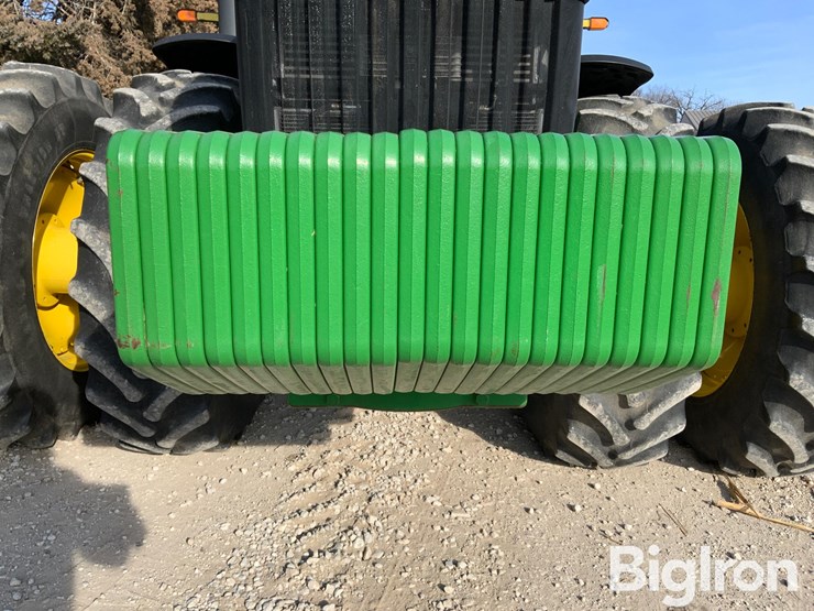 2010-john-deere-8320r-image-16