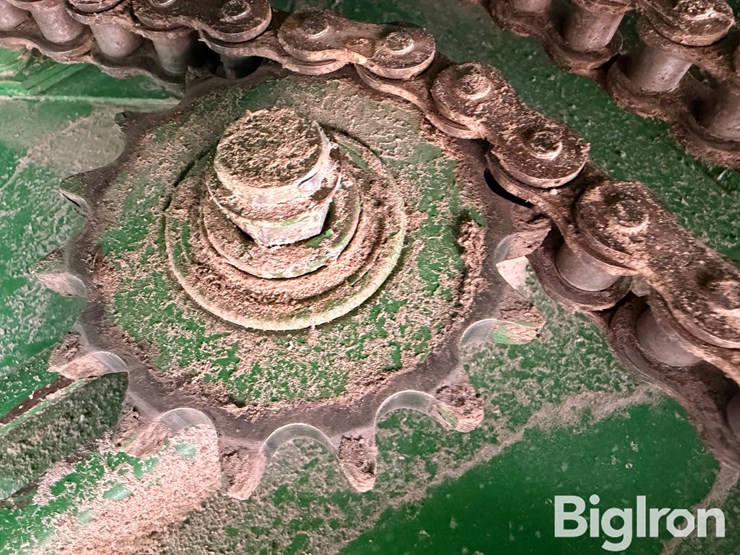 1988-john-deere-7720-titan-ii-image-19