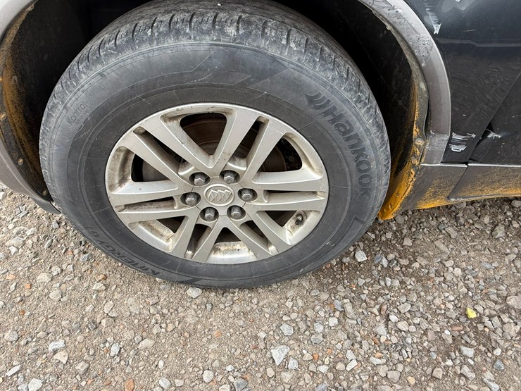 2012-buick-enclave-image-15