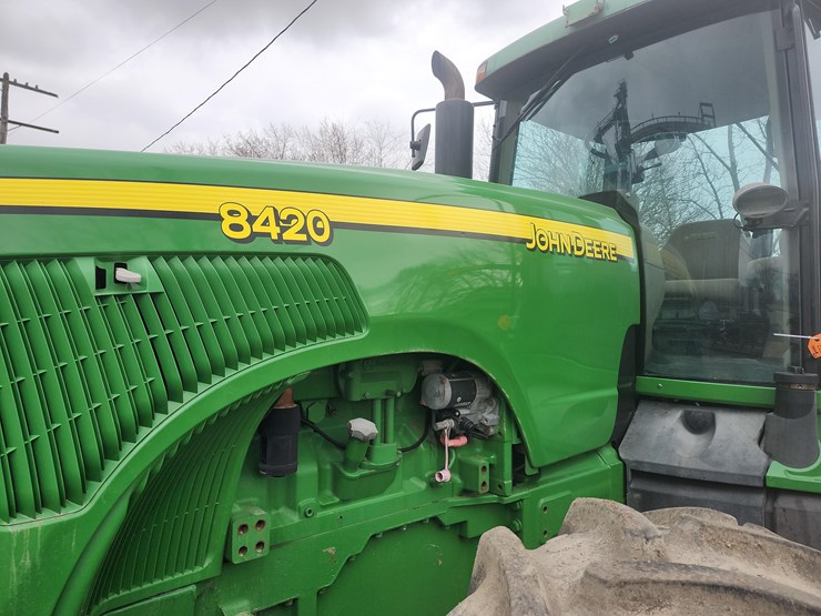 john-deere-8420-image-3