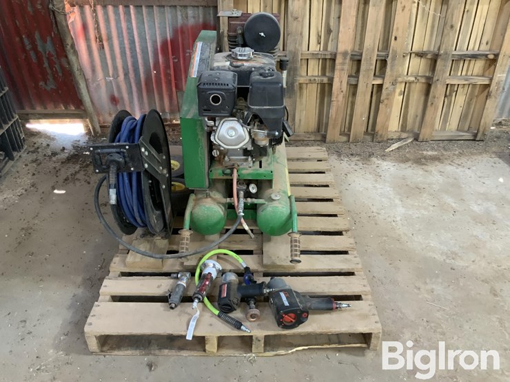 deere-ac2-8gh-image-2