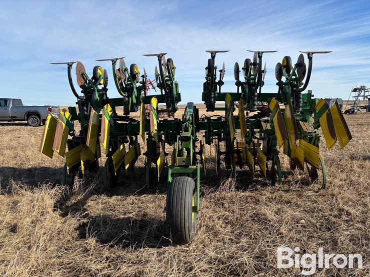 john-deere-885-image-6