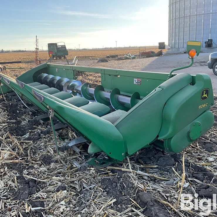 2014 JOHN DEERE 608C