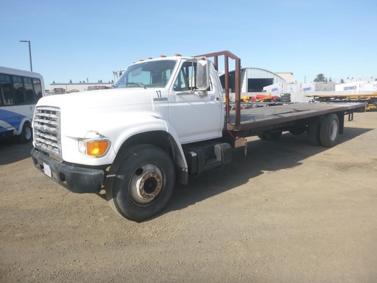 1998-ford-f800-image-1