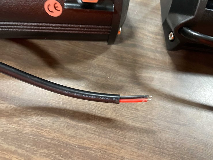 #2284-•-(2)-led-6-1/2"-long-work-lights,-12/24vdc-(pr10)-image-10