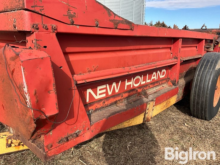 new-holland-791-image-13