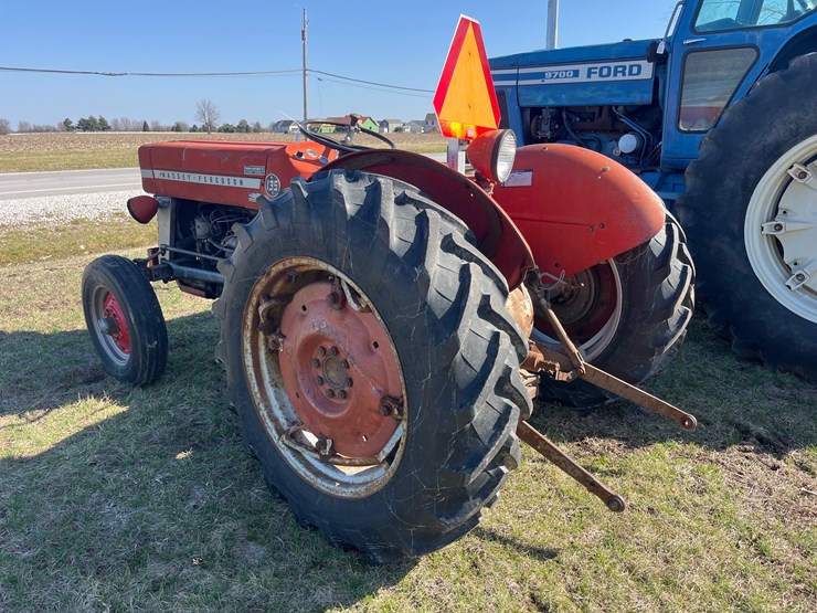 massey-ferguson-135-image-3