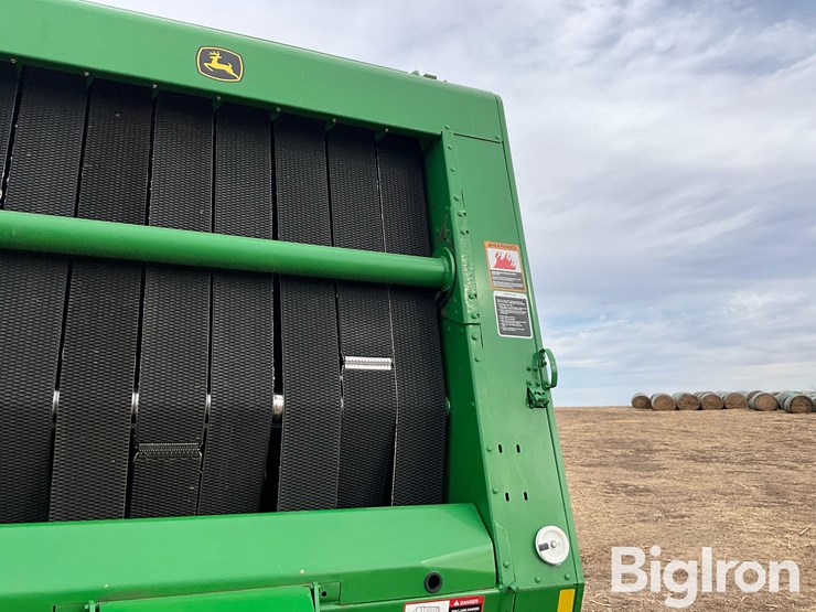 2010-john-deere-568-image-9