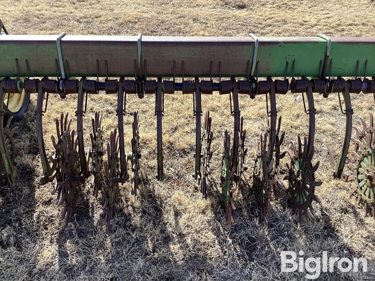 john-deere-30-image-16