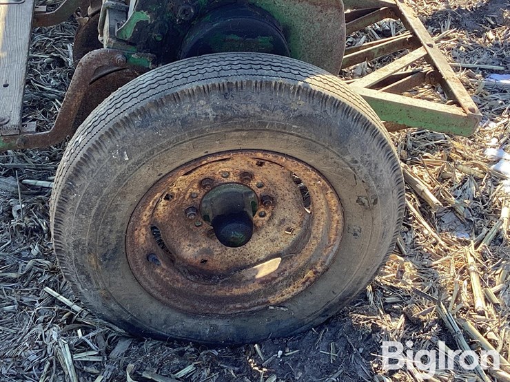 john-deere-b-image-13