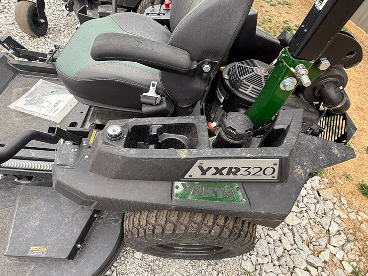 #8-•-unused-yakta-yxr320-61"-zero-turn-mower-198025-inv#-40695-image-19