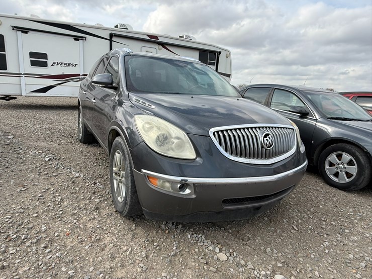 2012-buick-enclave-image-2