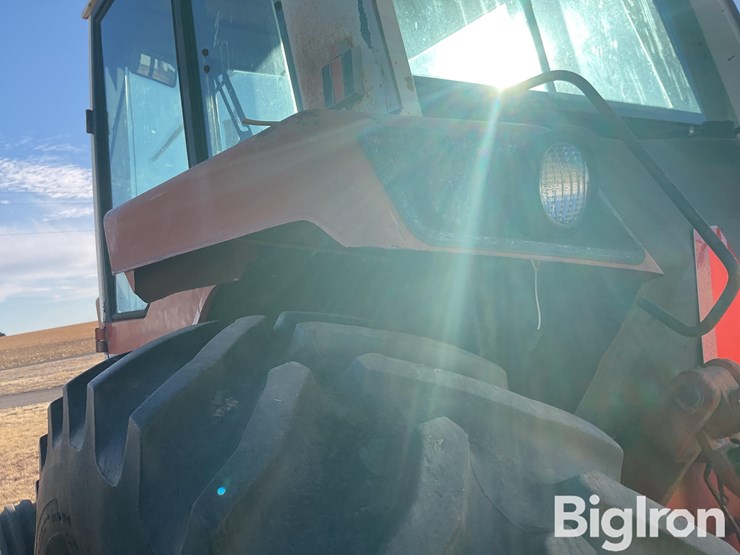 1977-international-1486-image-16