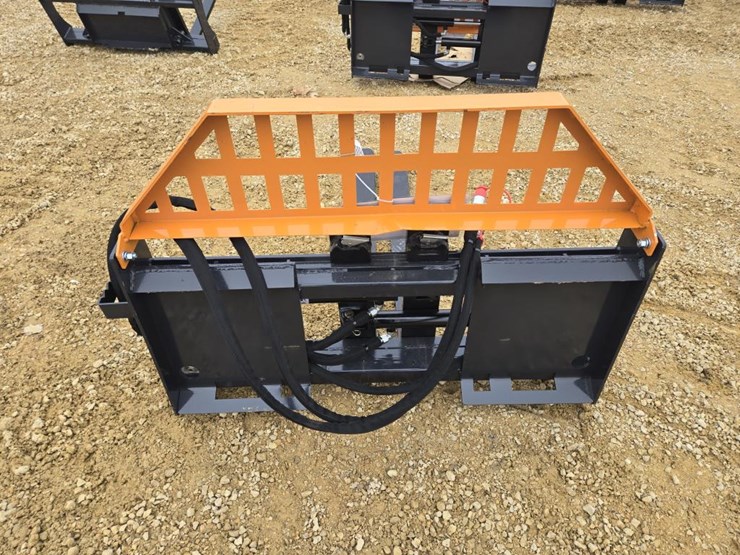 #8094-•-new-landhonor-48"-skid-steer-pallet-forks-image-3