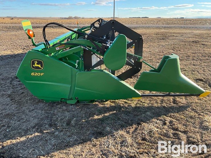 2011-john-deere-620f-image-4