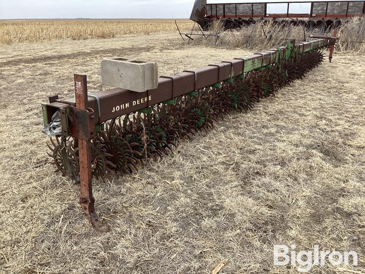 john-deere-400-image-3