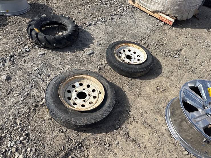 #31637-•-lot-of-(2)-5.30-12-tire-w/-rims-inv#-31637-image-1