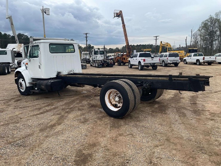 1999-international-4700-image-2