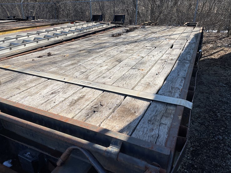 #6060-•-1995-true-line-tandem-axle-equipment-trailer-(has-wi-title)-image-17