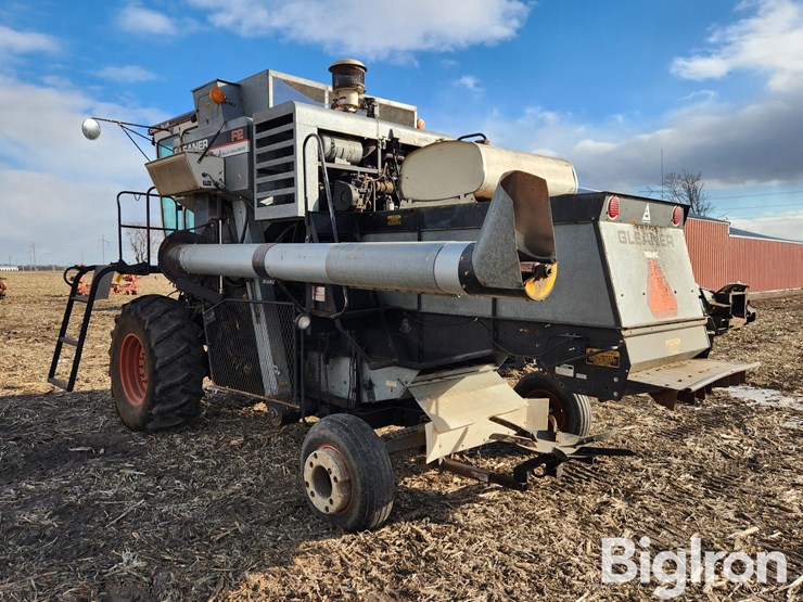 1980-gleaner-f2-image-7