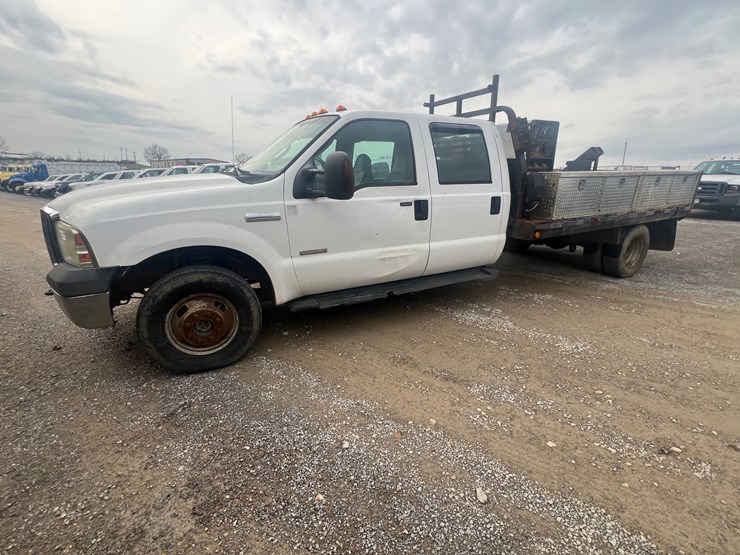 ford-f350-xlt-image-1