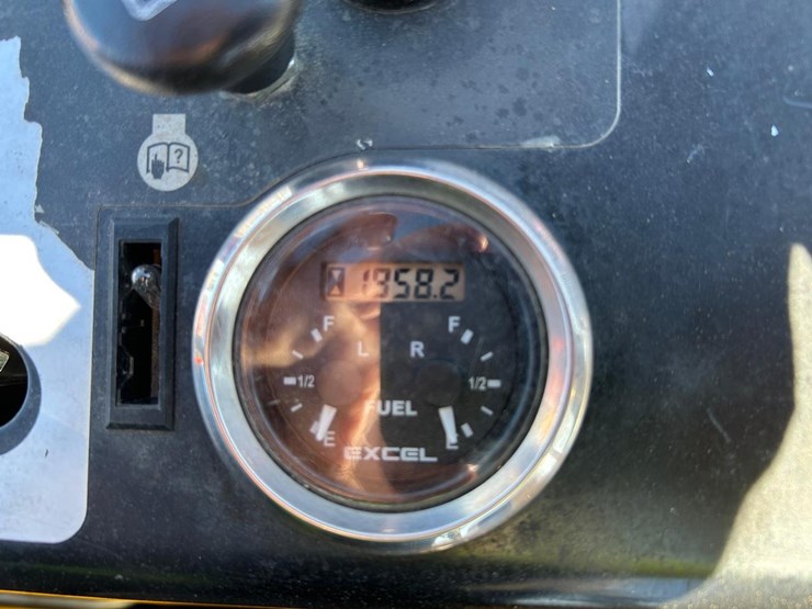 2017-hustler-super-z-72-image-16