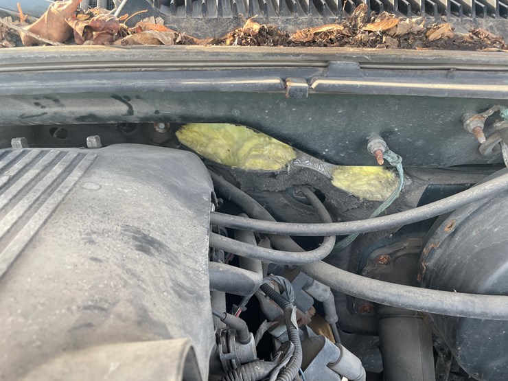 #1430-•-2002-green-gmc-sierra-(has-wi-title)-(of)-image-25