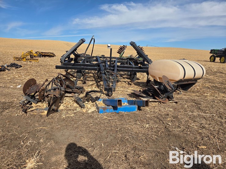 montag-strip-till-toolbar-image-8