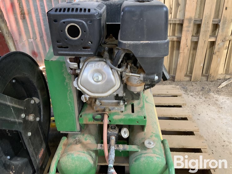 deere-ac2-8gh-image-12