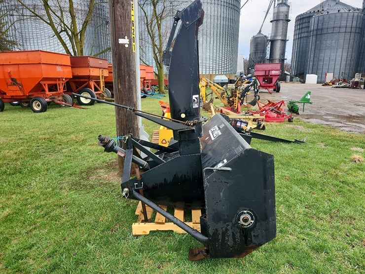 tag-#156,-7'-loftness-snow-blower-image-10