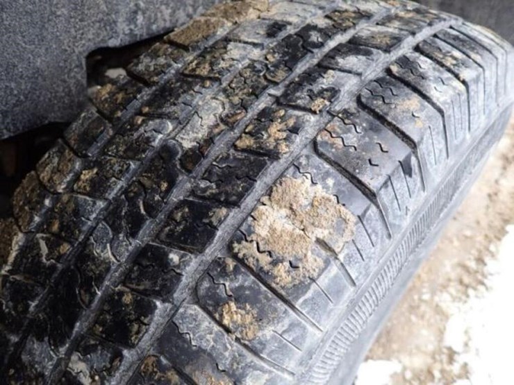 2013-dodge-ram-1500-image-16