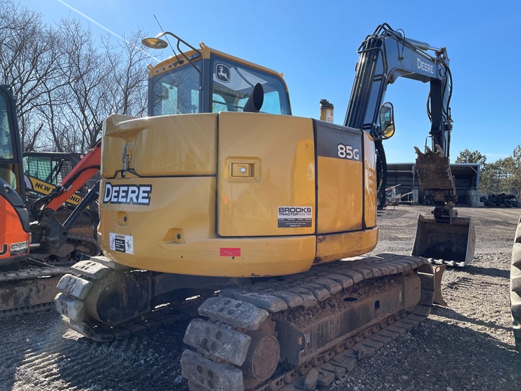 deere-85g-image-4