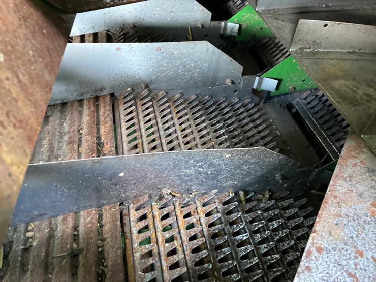 2013-john-deere-s680-image-75