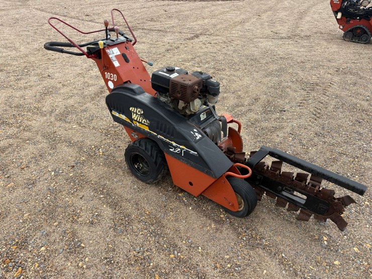 1999-ditch-witch-1030-image-4