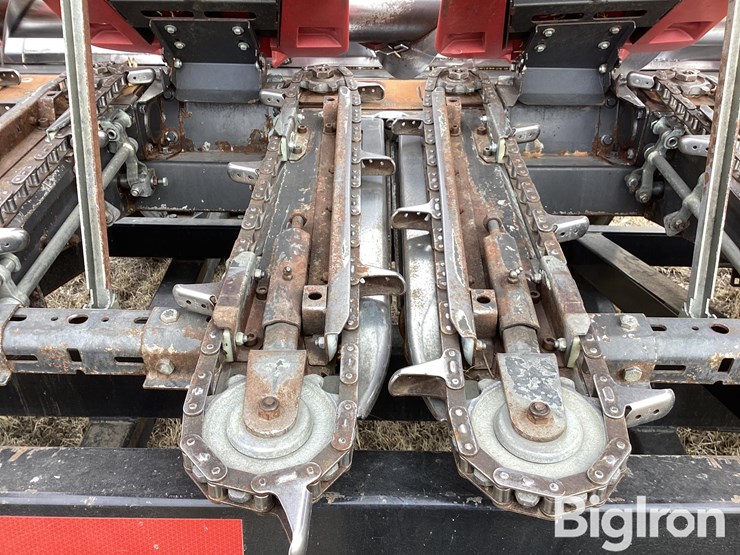 2010-drago-n16tr-16r30-corn-head-w/harvest-ag-42’-header-trailer-image-13