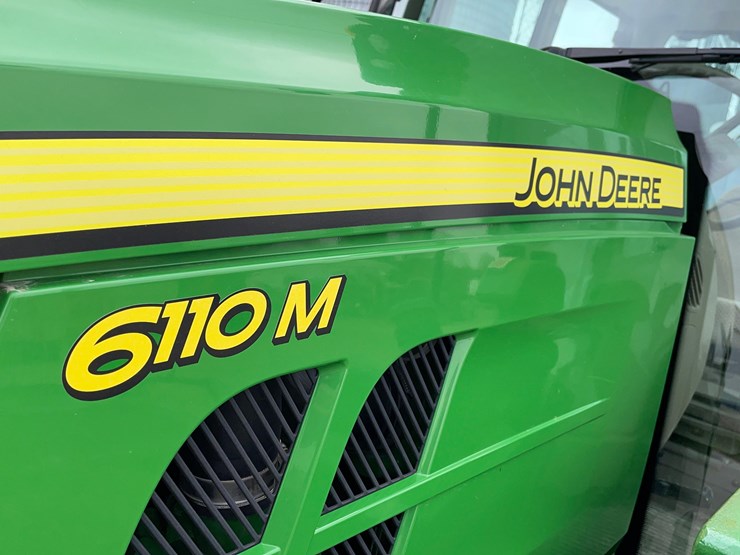 2020-john-deere-6110m-image-3