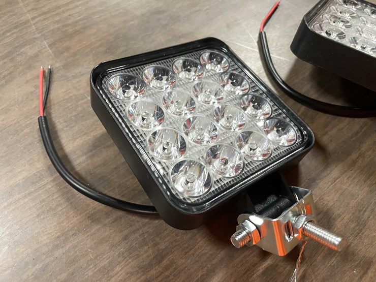 #2281-•-(2)-led-work-lights,-3-1/2"-square,-12vdc-(pr10)-image-2