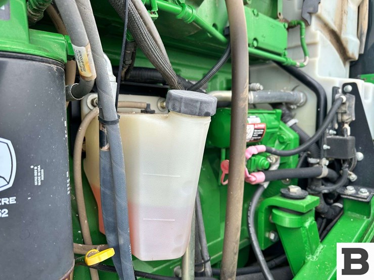 2011-john-deere-9530-image-22