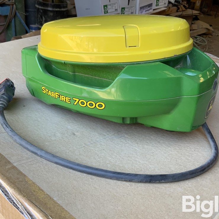 2023 JOHN DEERE 7000