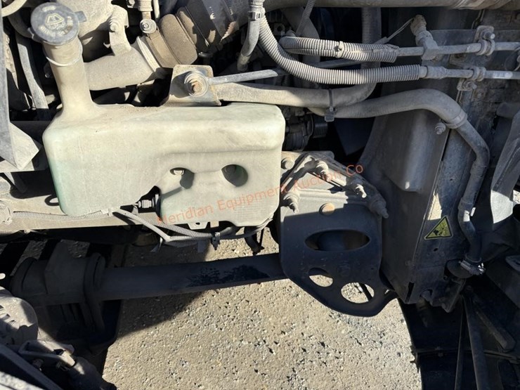 2017-international-prostar-image-19