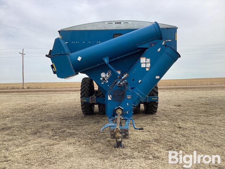 2005-kinze-1050-image-2