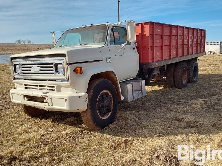 1974-chevrolet-c65-image-1