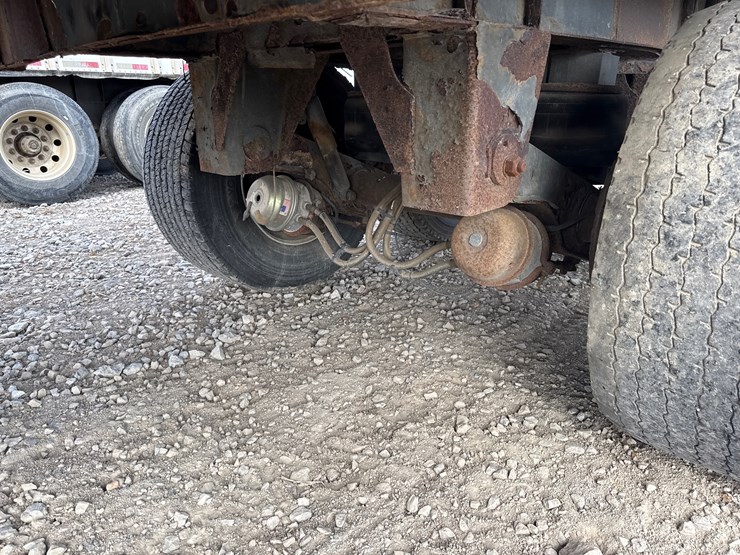 2011-merritt-42-image-33