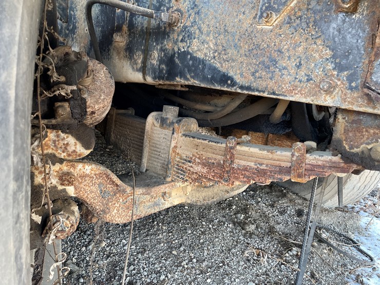 1993-mack-dm690s-image-10